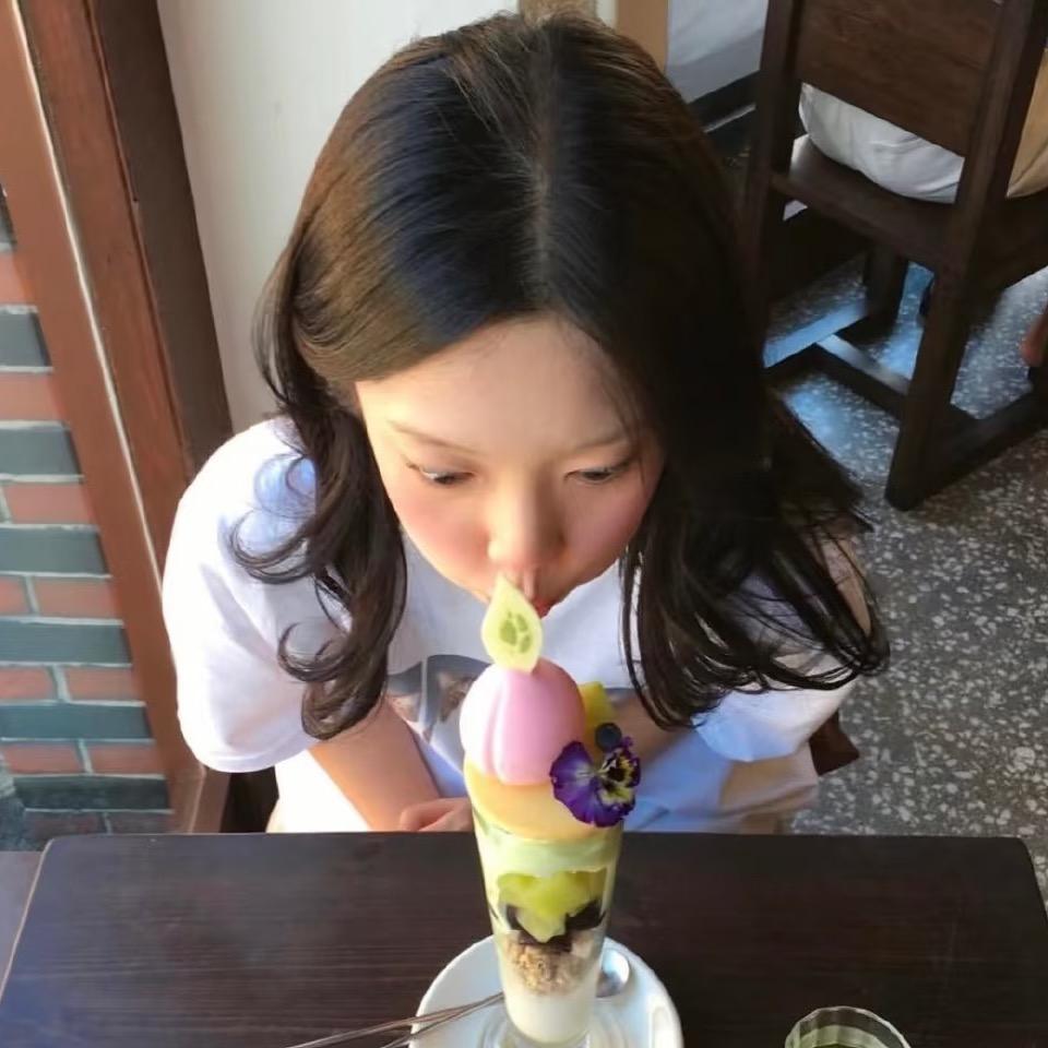 夹心小闹