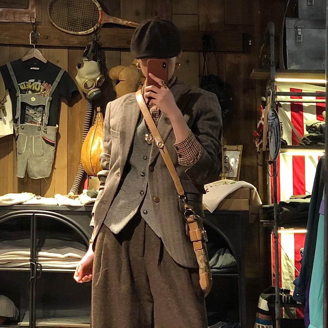 进口西装天花板