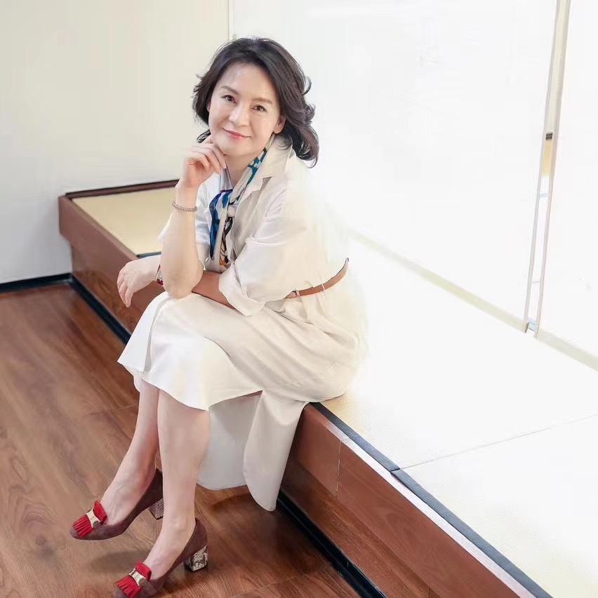 我是摩羯轻奢女装