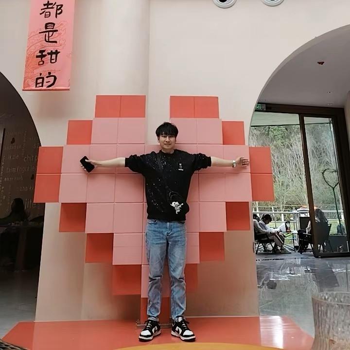 🥀  似是相识在前生
