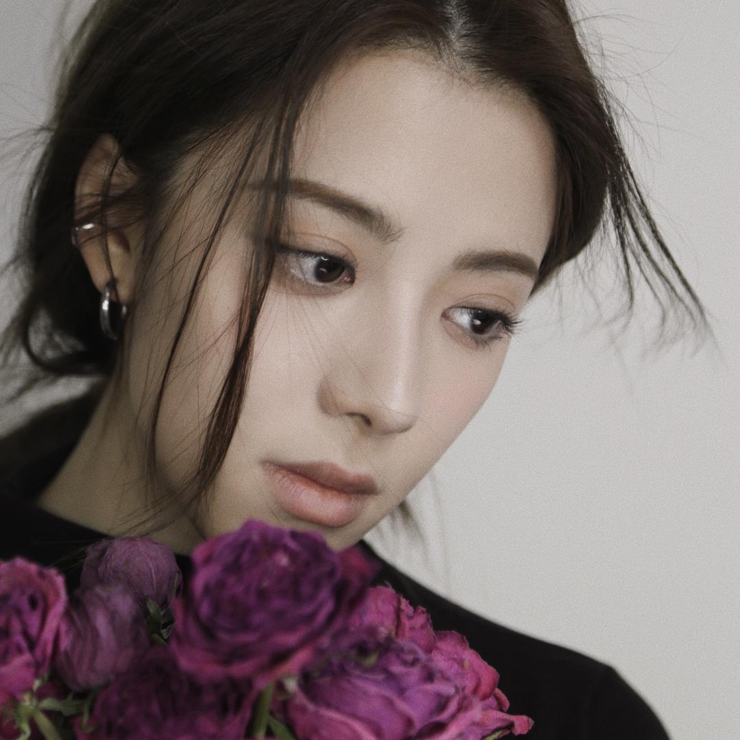 吴静怡Flora