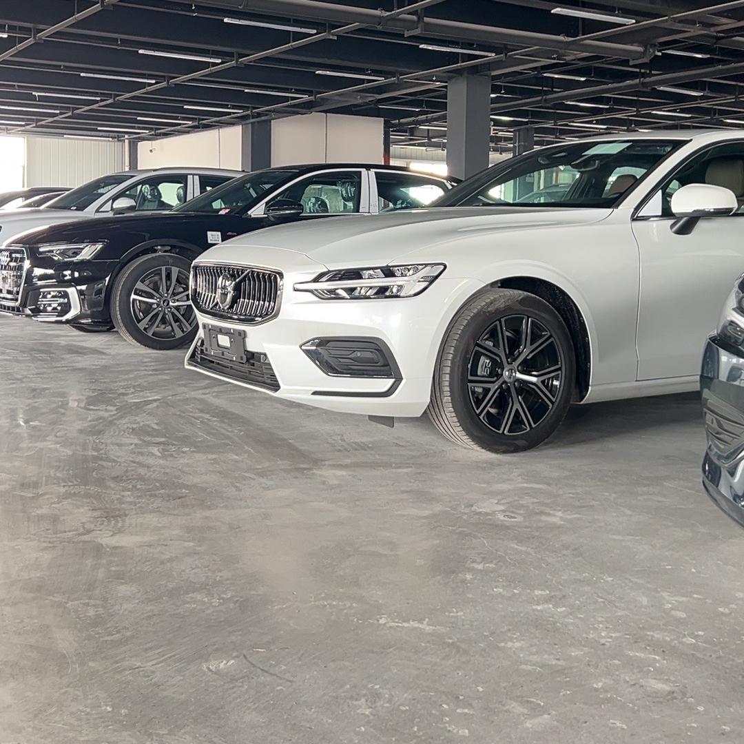 宏帆特价新车大卖场