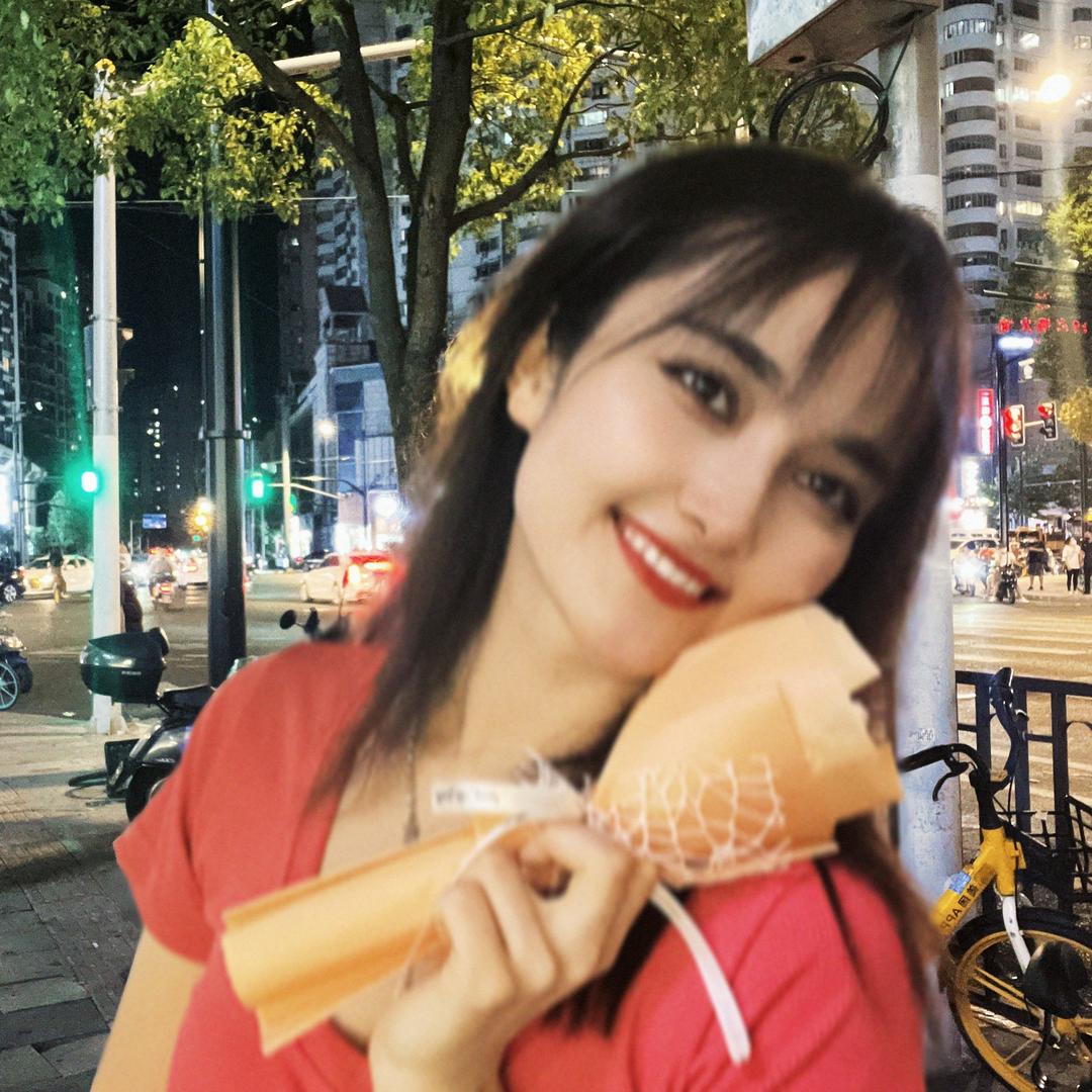 美热巴