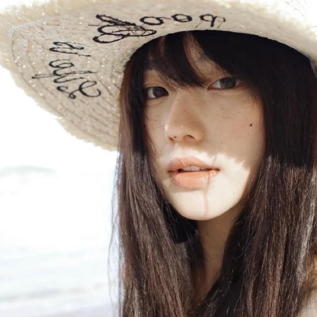 XiA滢萦·