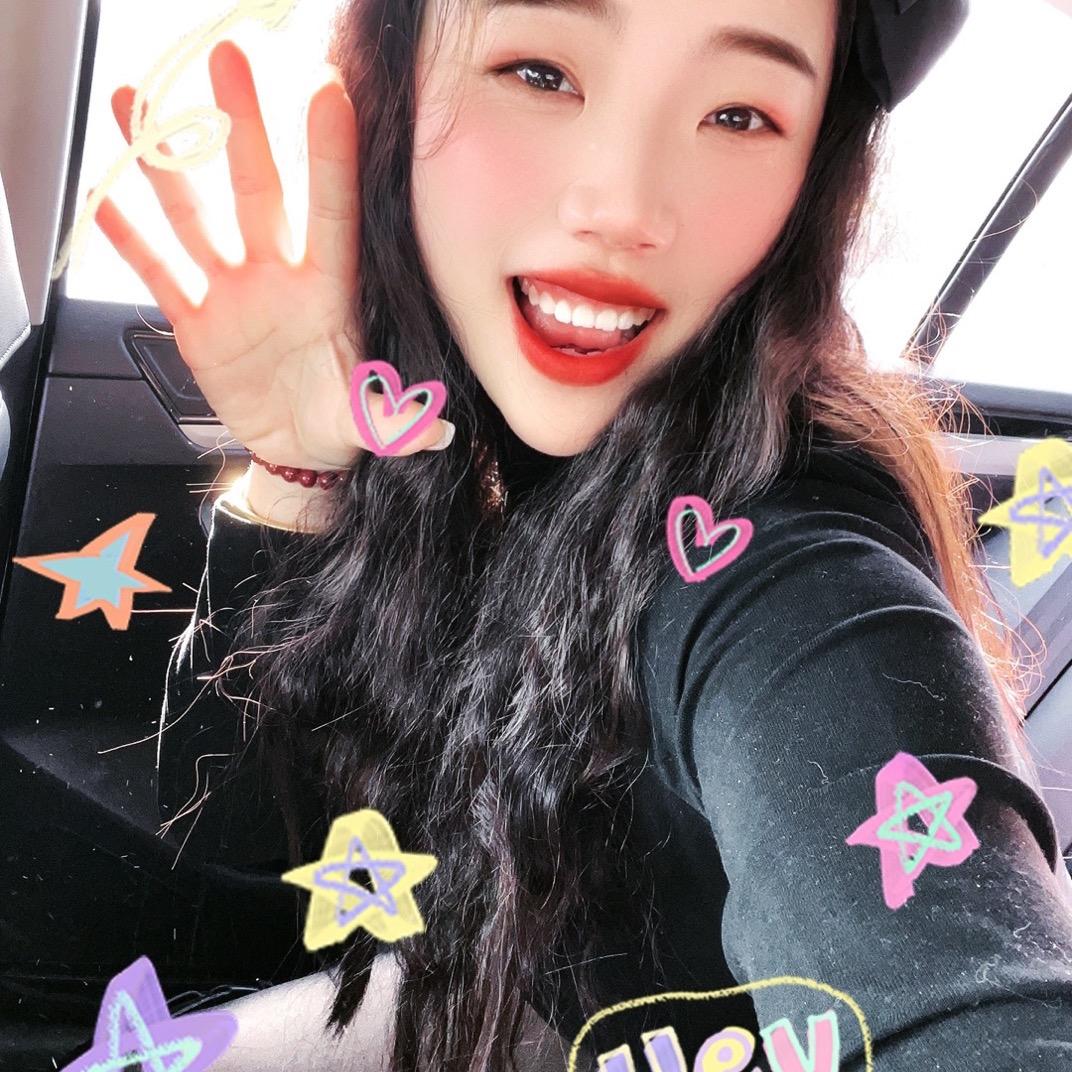 @爱撸铁的小楠