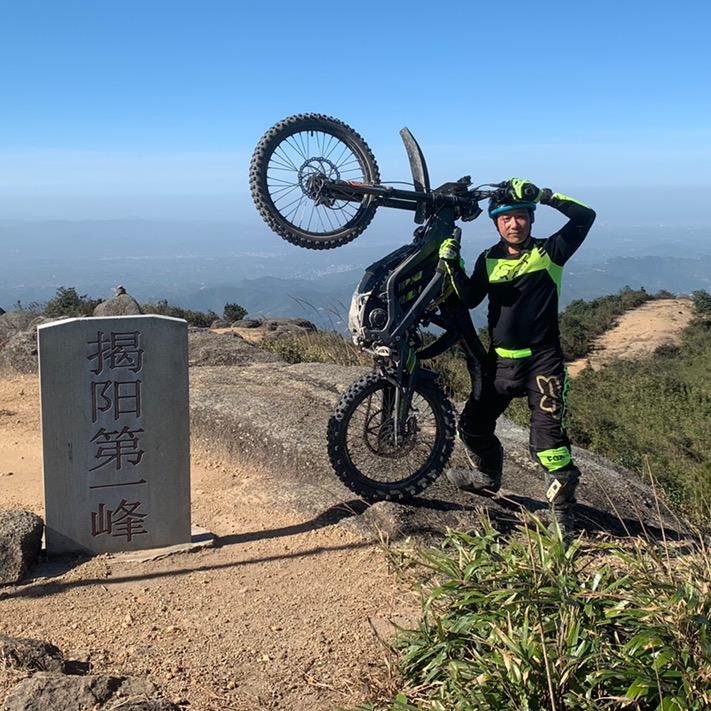 揭阳市忠诚车行（老王玩车）