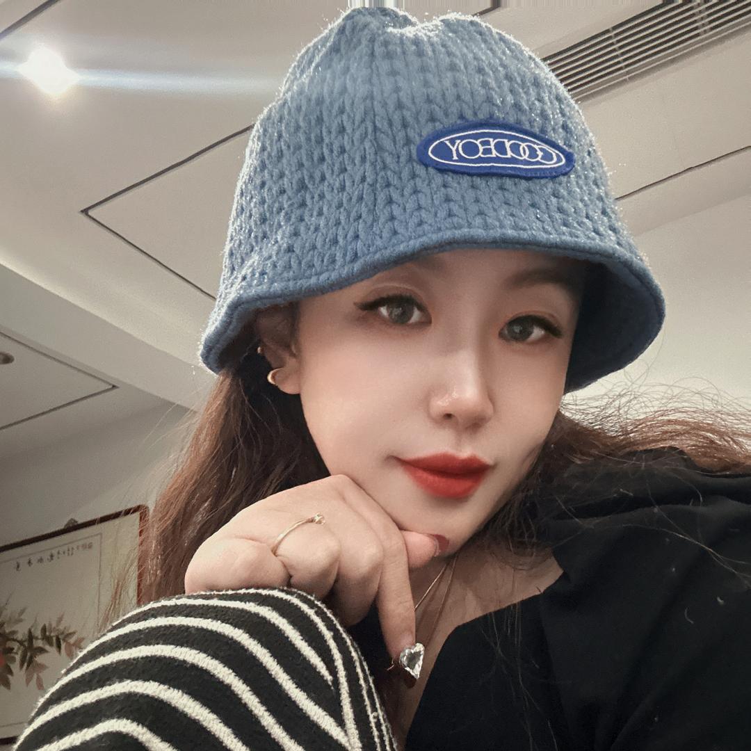 白系小花🌹👣❤️