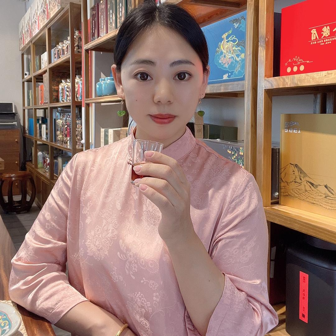 恒玥茶社掌柜