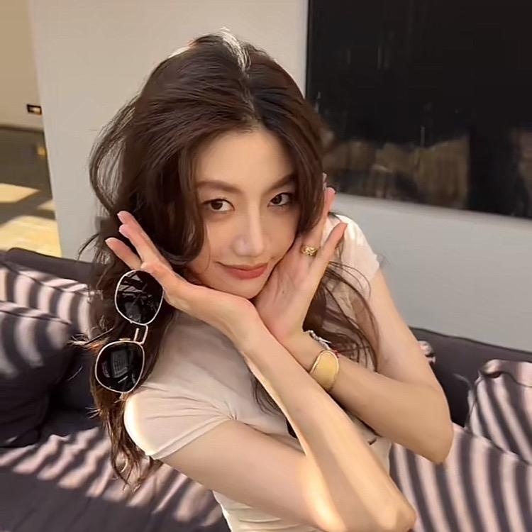 龍喜儿•轻奢生活