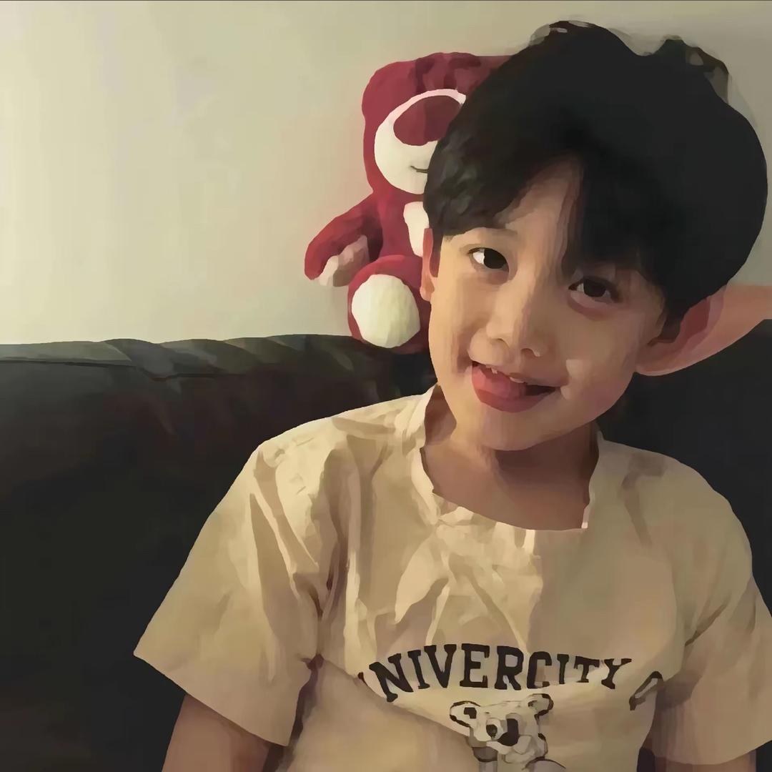 小胡同学🧑‍🦱