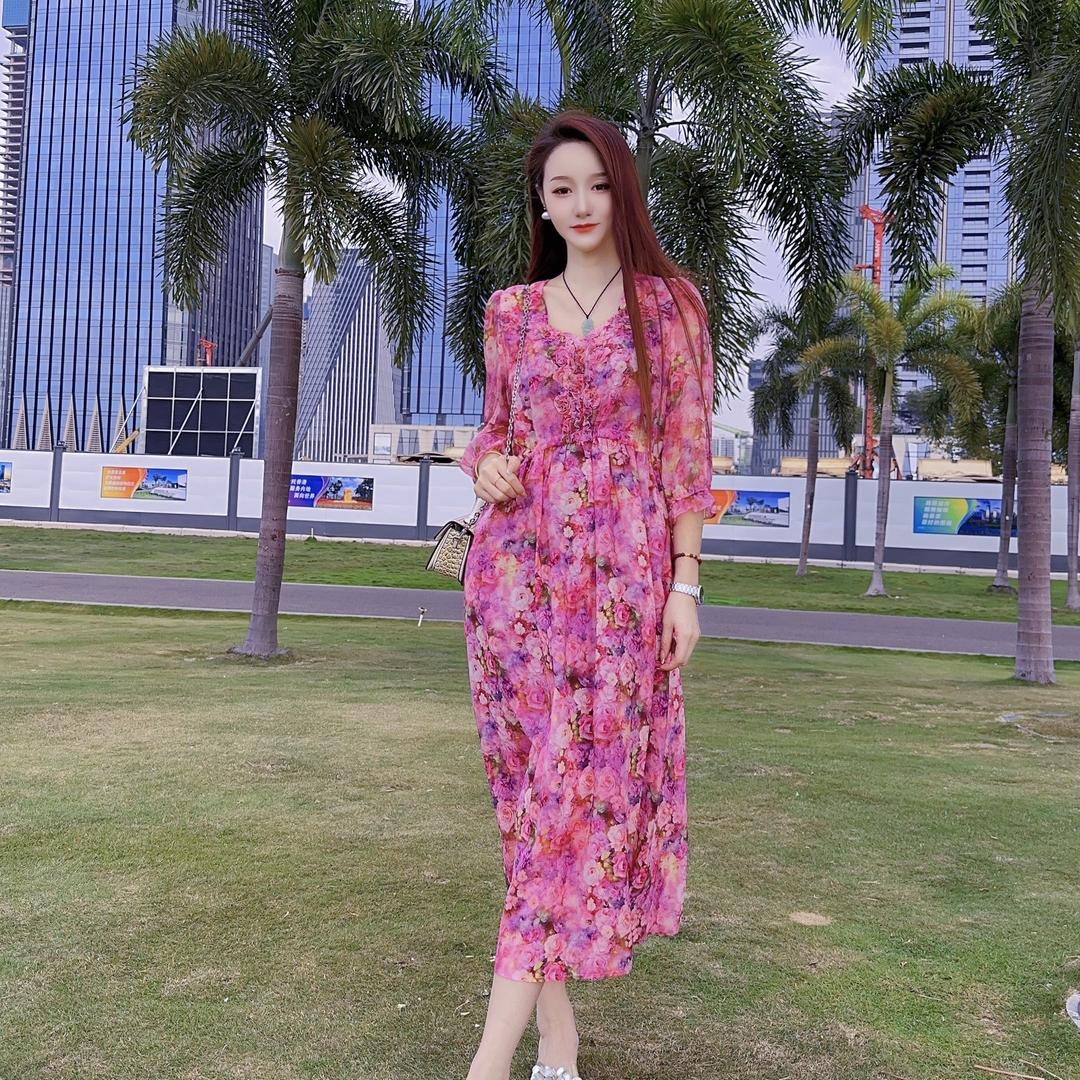 娜姐深圳南油连衣裙