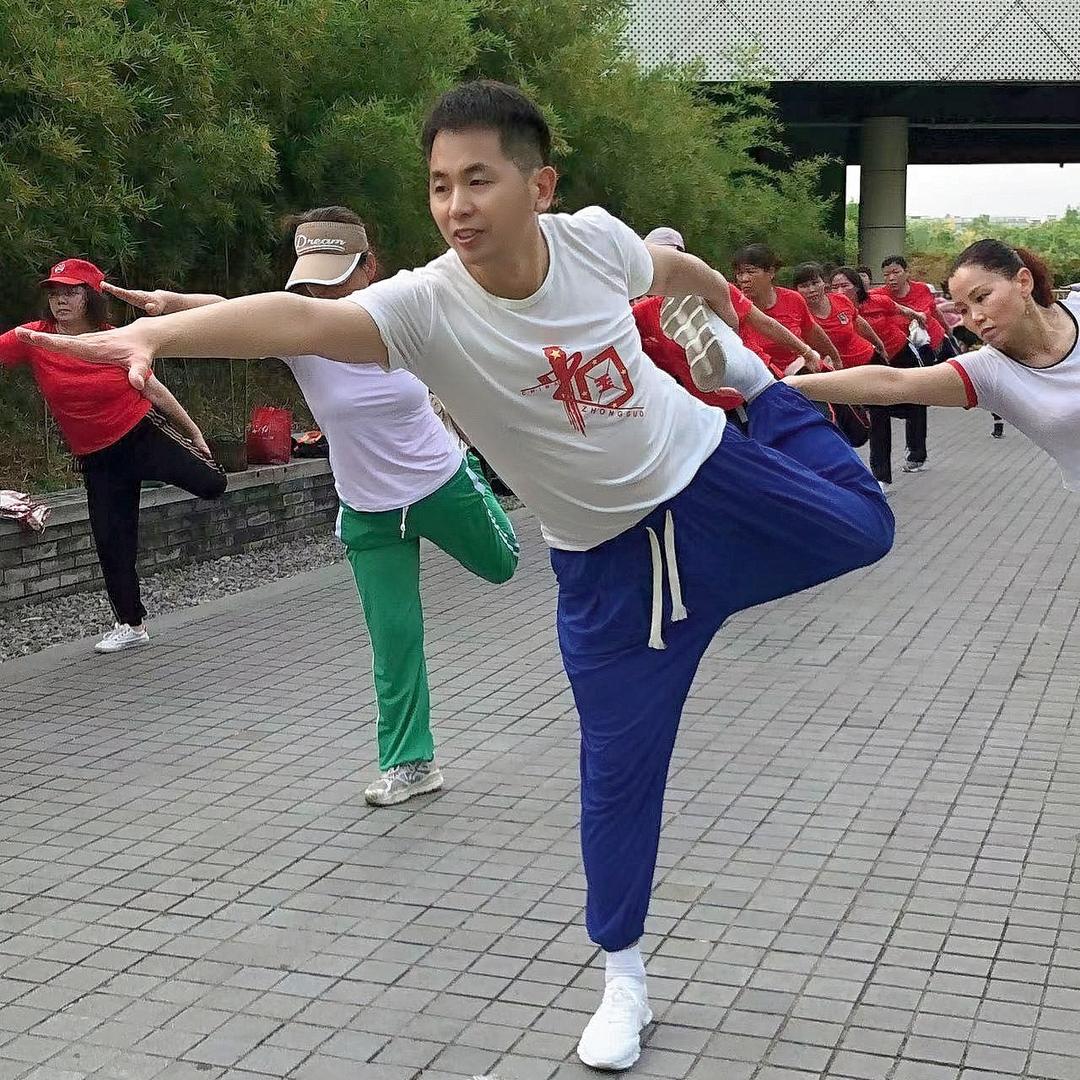 雷哥爱健身