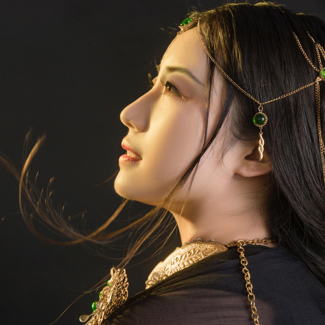 羊绒大衣羽绒服特卖