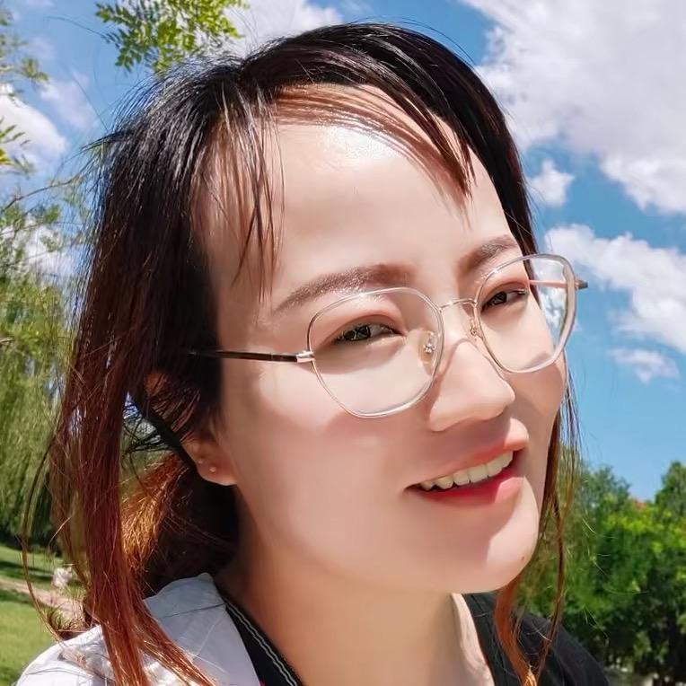 英子