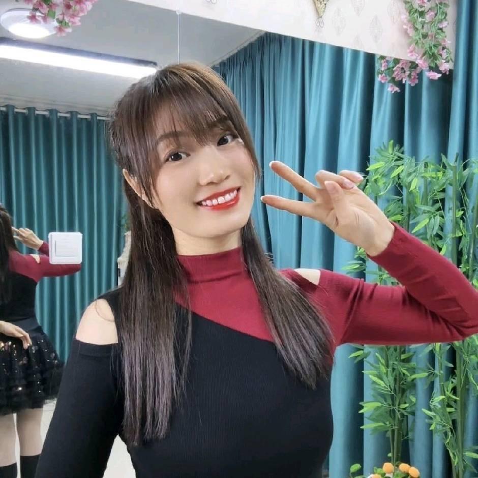 二妹运动选优百货店