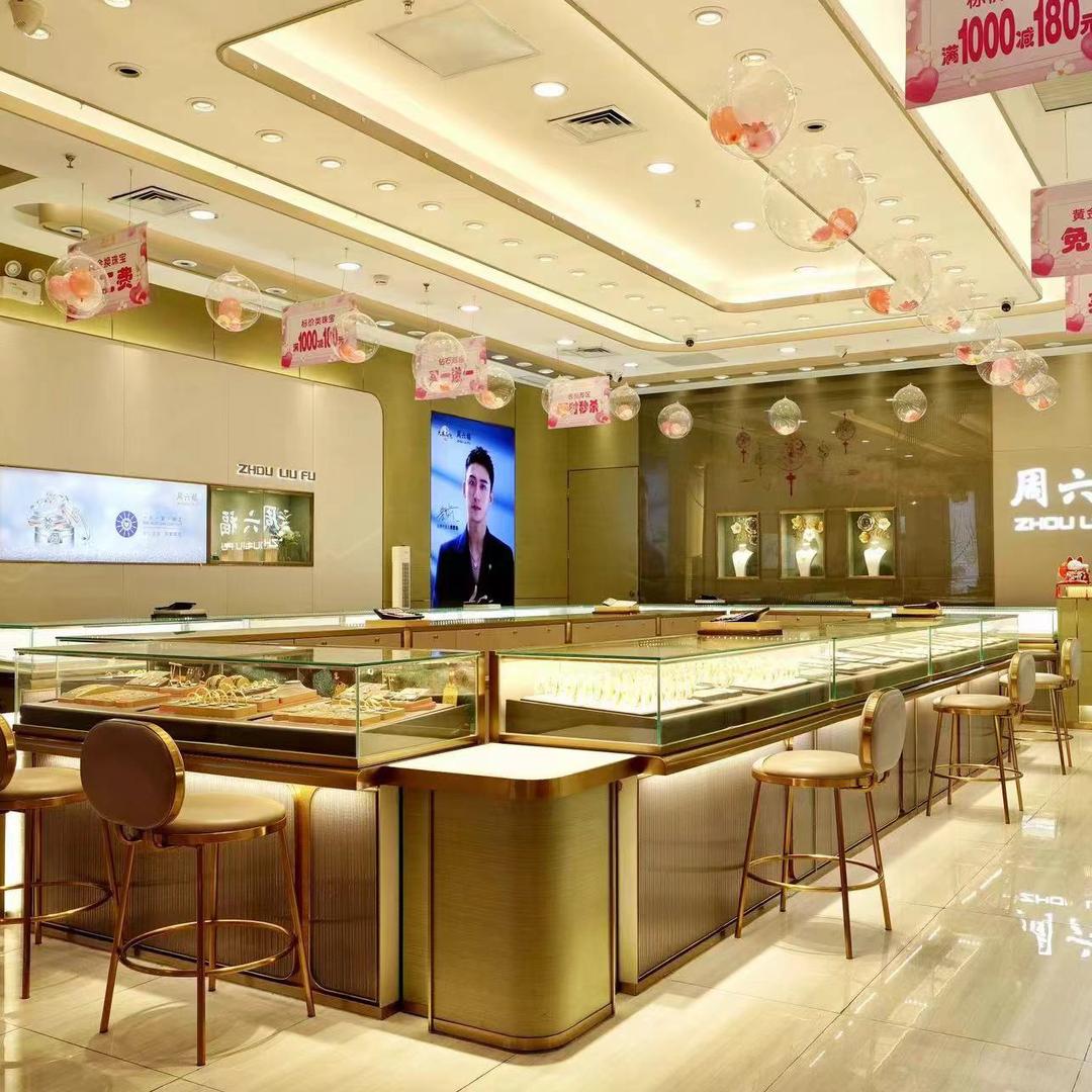 重生之我在珠宝店卖珠宝
