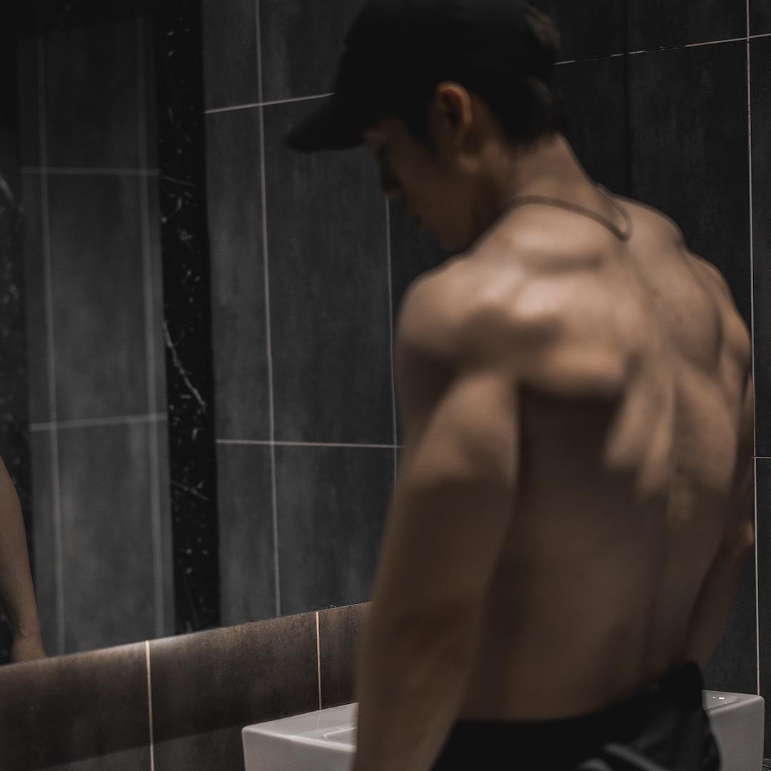 不擅跳动的智杰