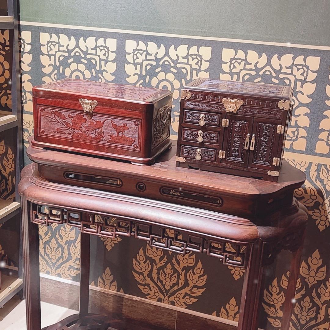 杺园东兴市百业盛贸易有限公司餐饮具专卖店