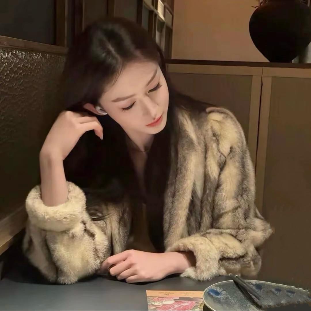 余儿.“