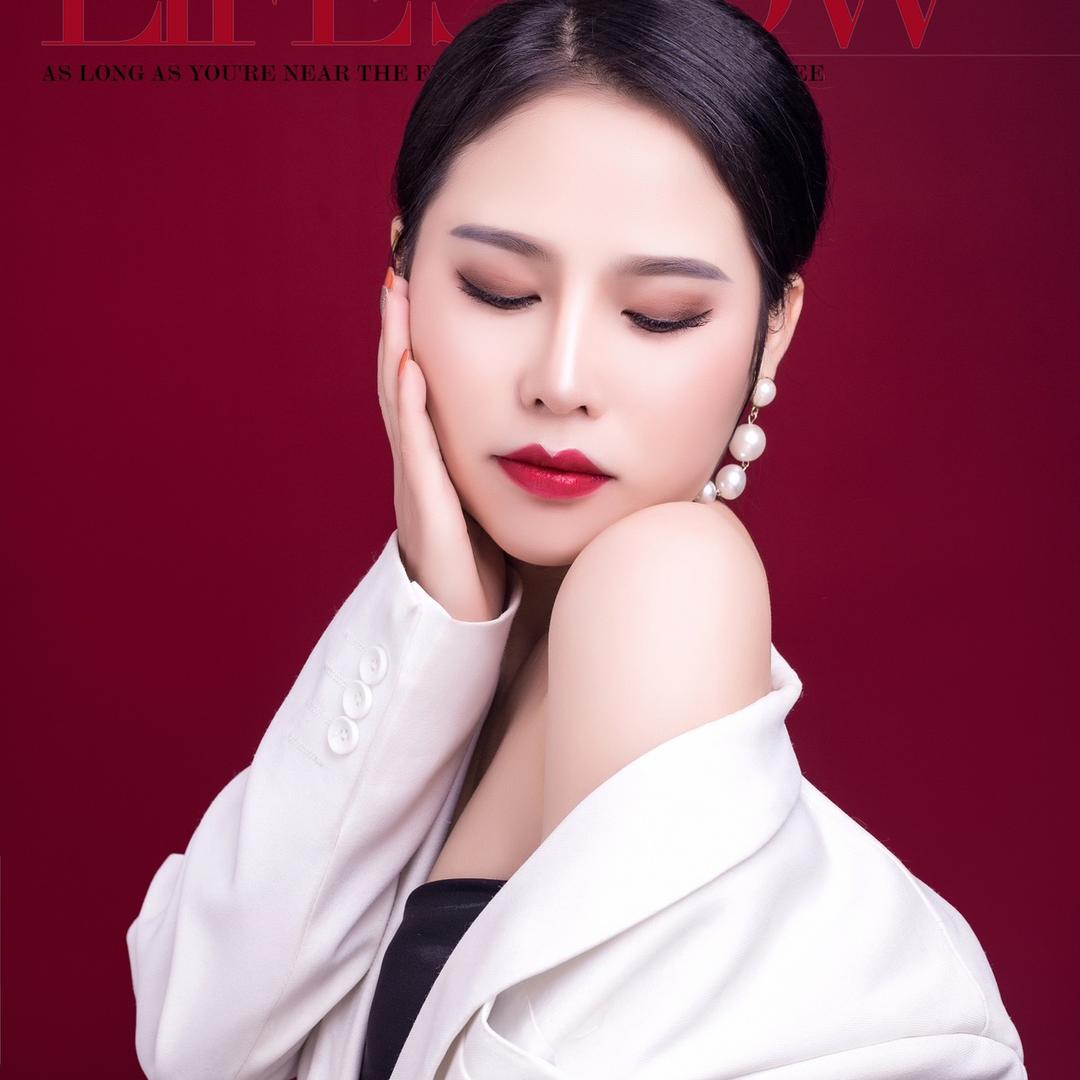 衣小姐