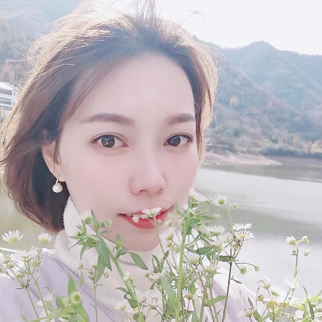铜陵百新装饰-殷萍
