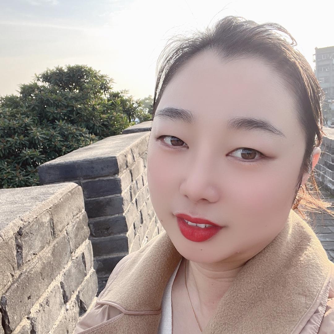 小闹闹