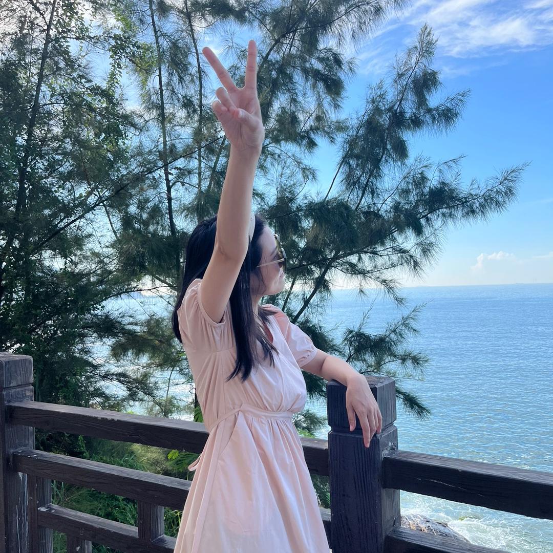 🎨双语艺术导师 | 用画笔和英语点亮成
