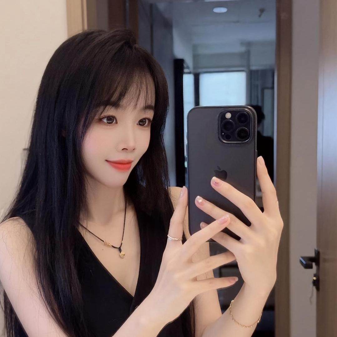 -  小灰灰 。