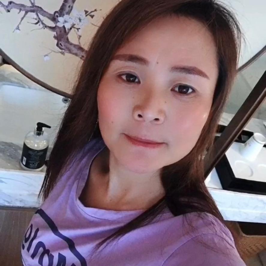 孤孤单单一个人。