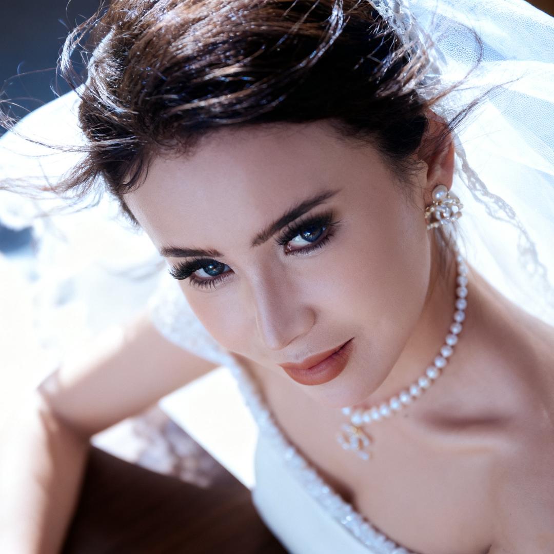 Almira·