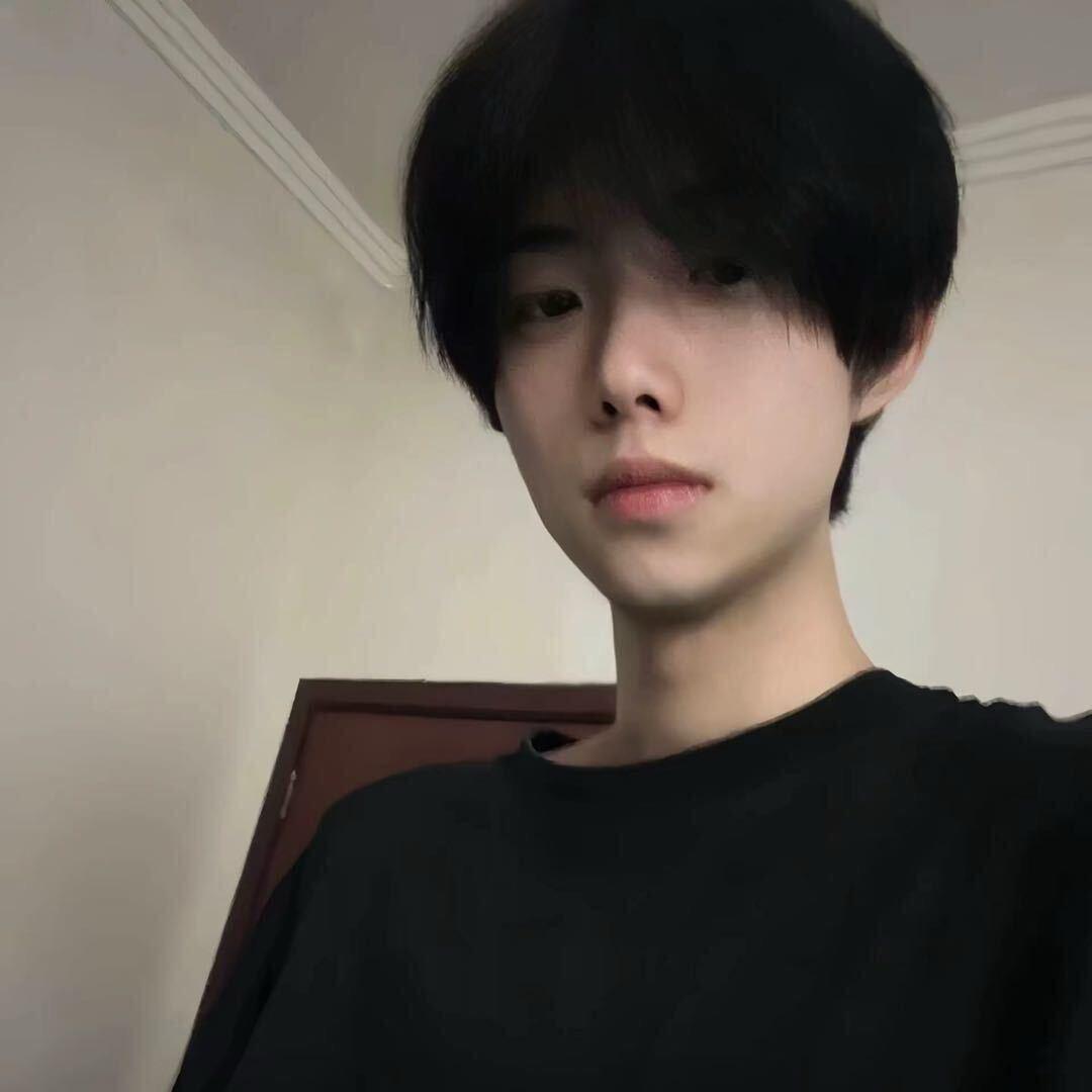 左耳钉