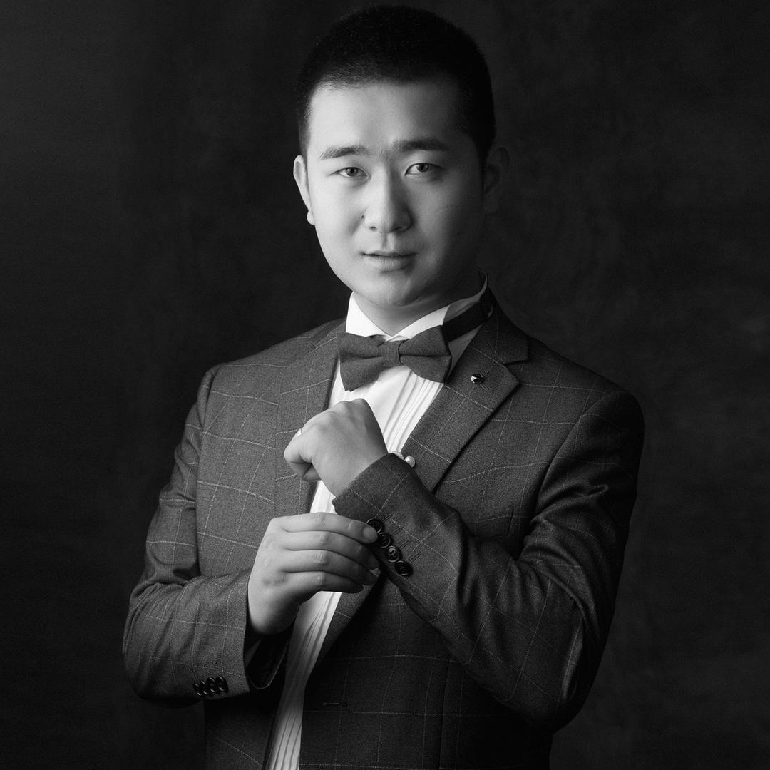 🌈卖苹果的🌈小农民头像