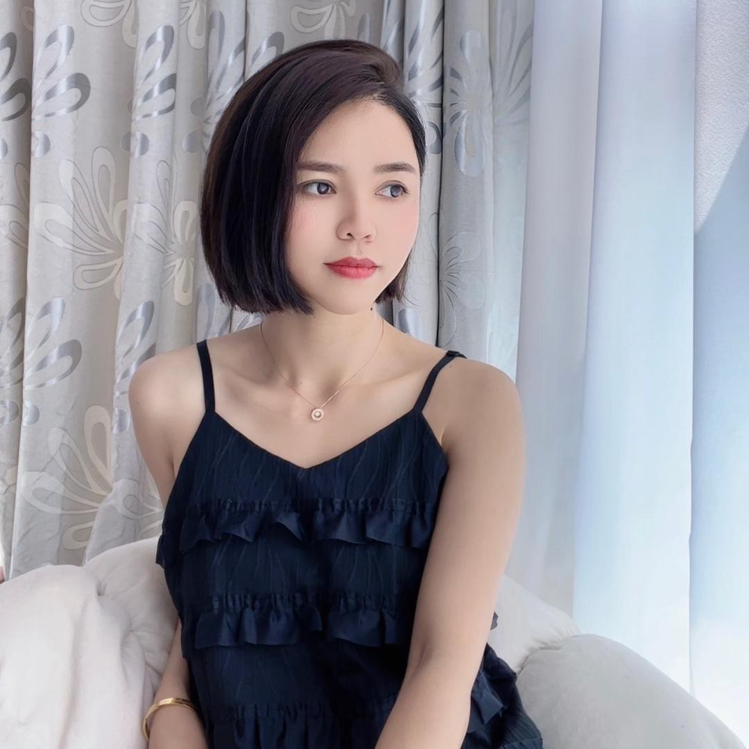塔蓉晃（爱唱歌的傣族美业人）