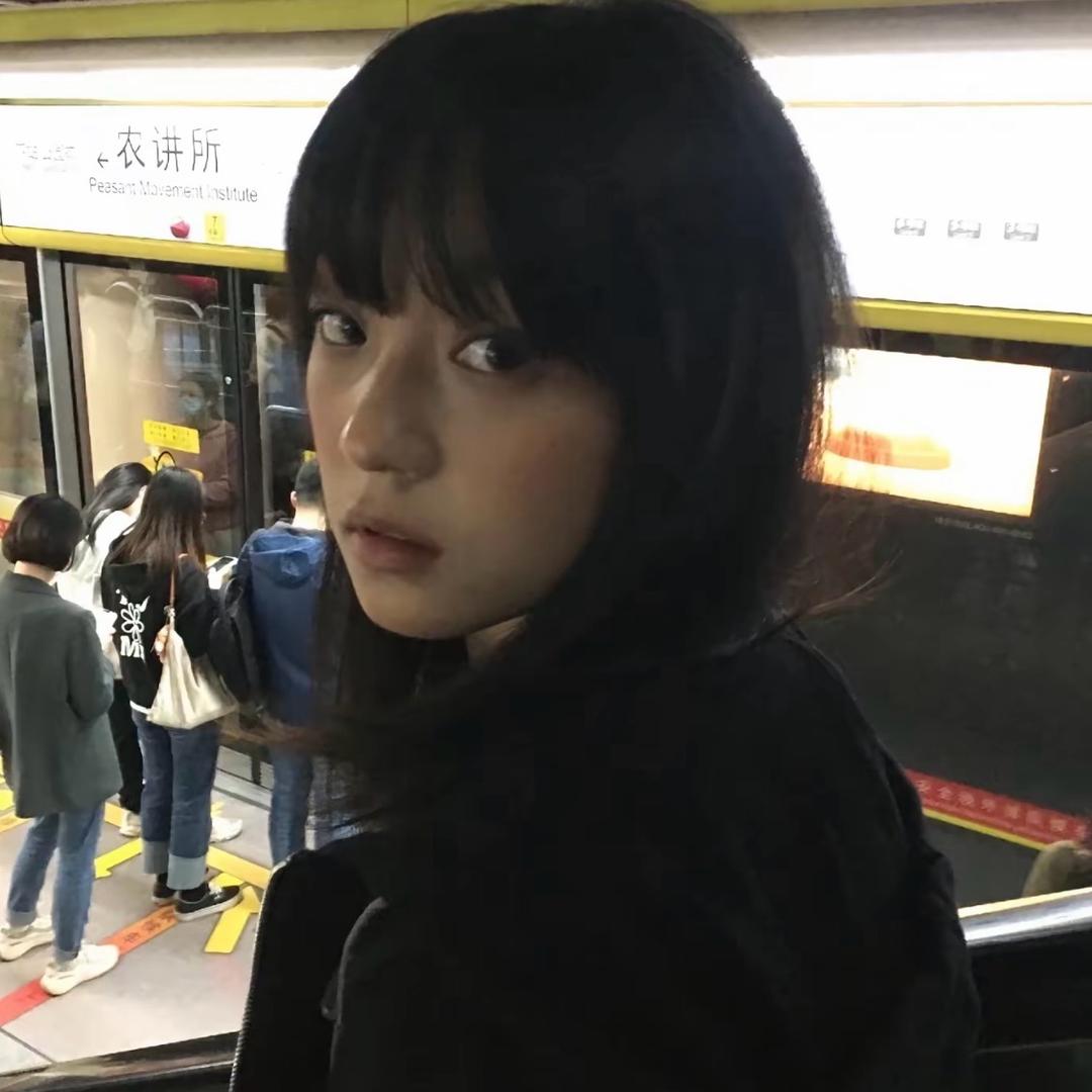 拖鞋有心事