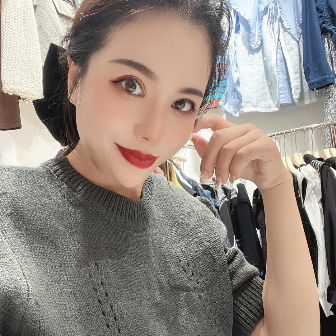 麻燕歌服装店