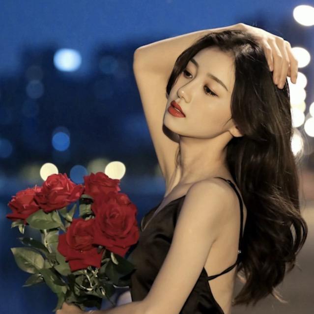 @依依女装穿搭