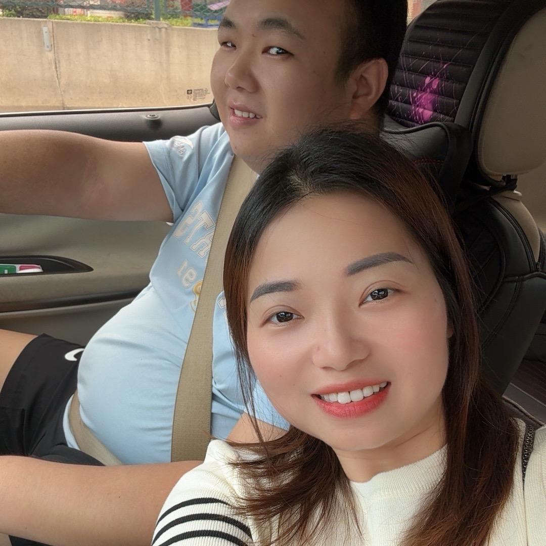 贪吃的小姐姐🧍‍♀️