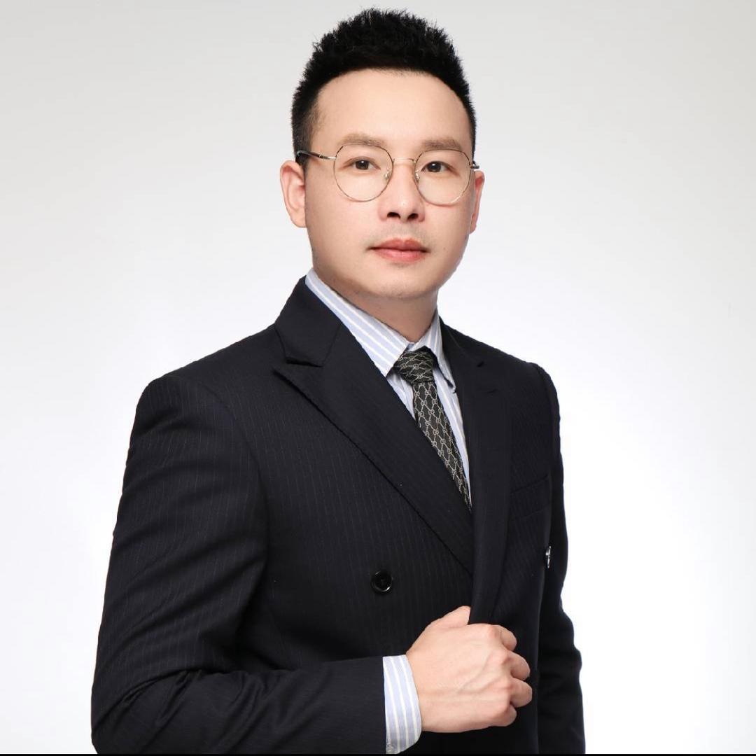 艾维斯的金融世界