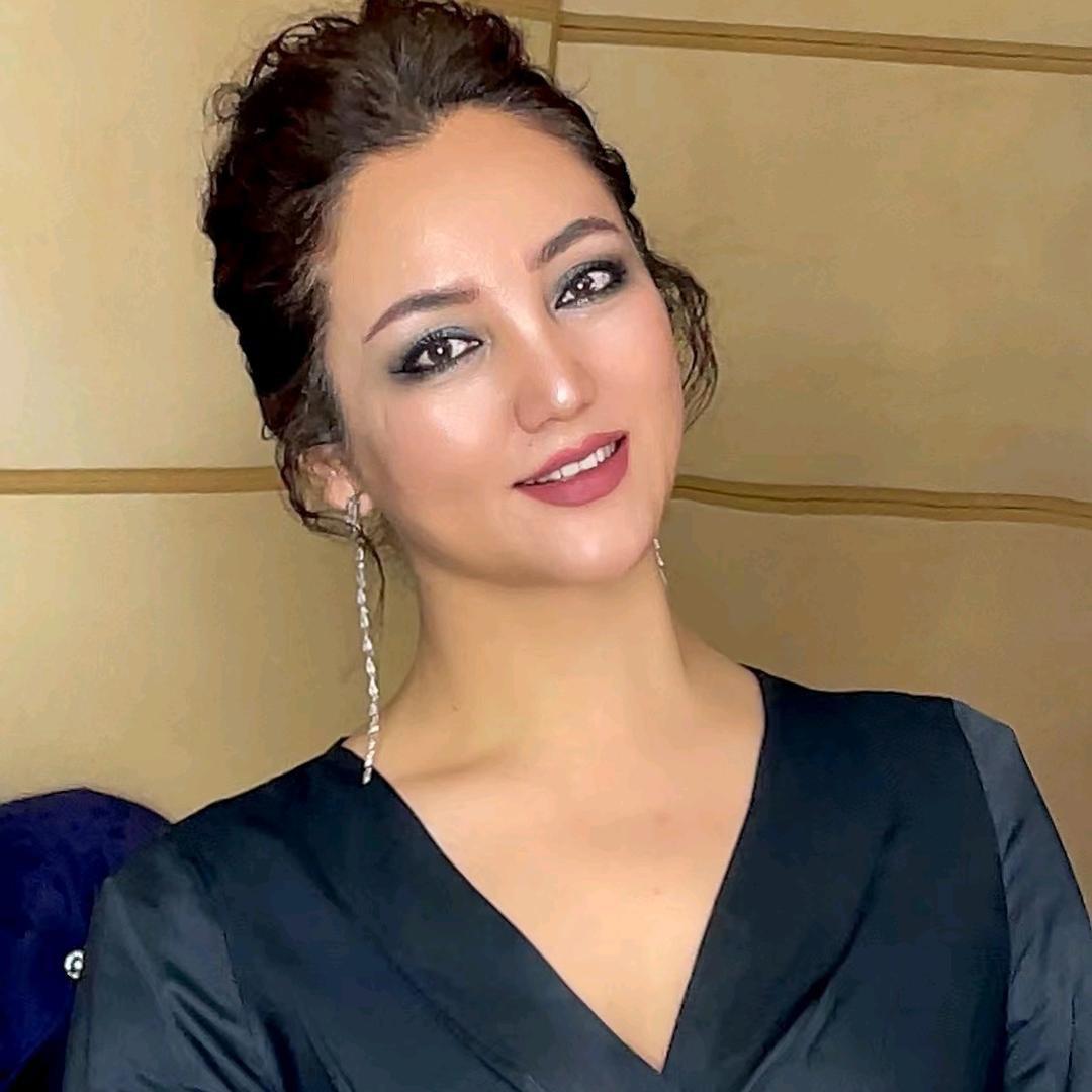 MOODARMZ热自满婚纱摄影店