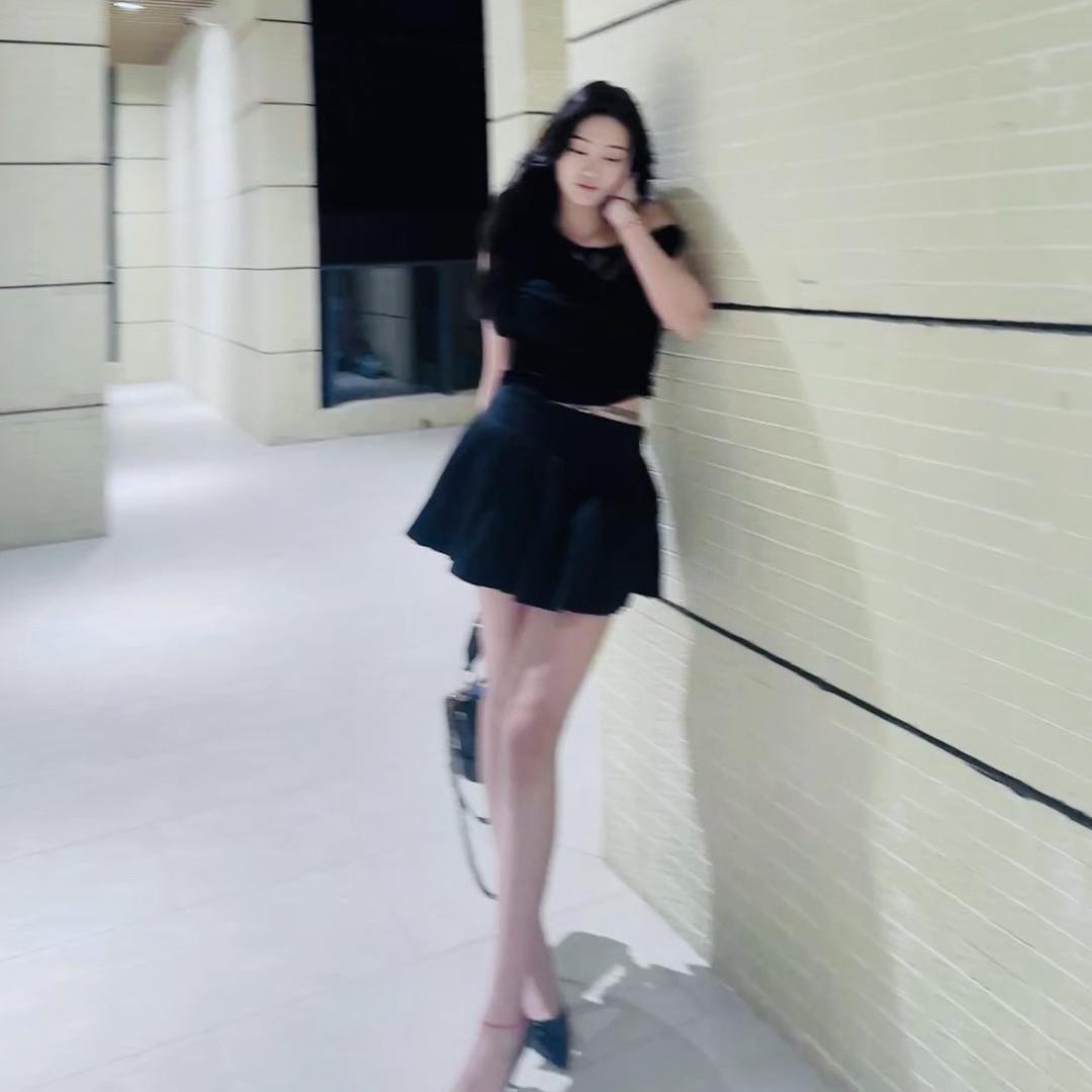 小黎11