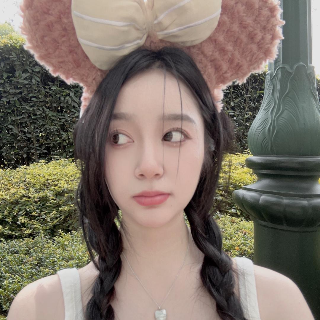 柒悦美妆-秀雯