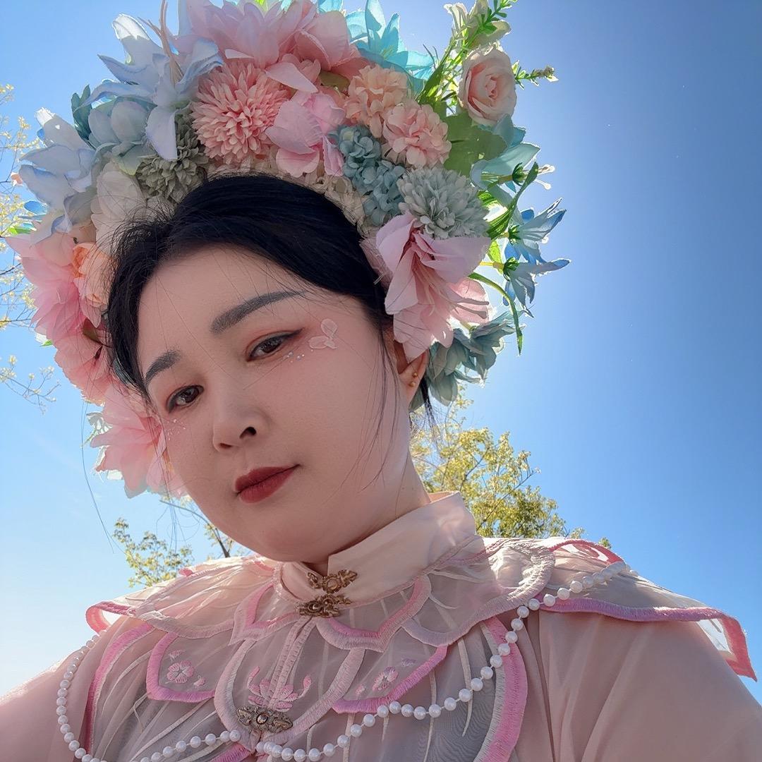 暴躁何女士