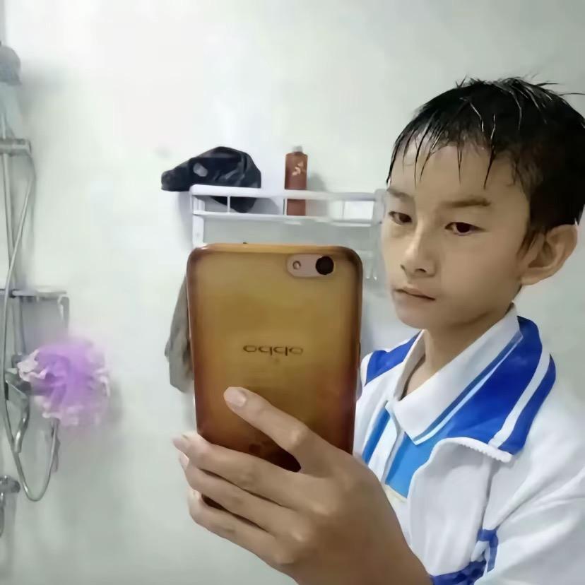超级无敌暴龙战士🪖