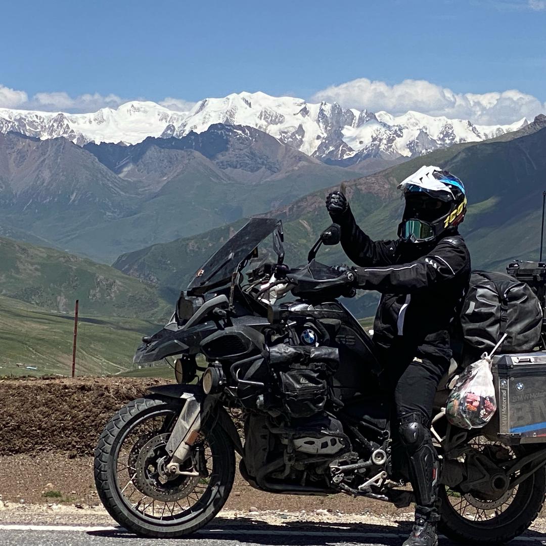 摩纳机车陈上天