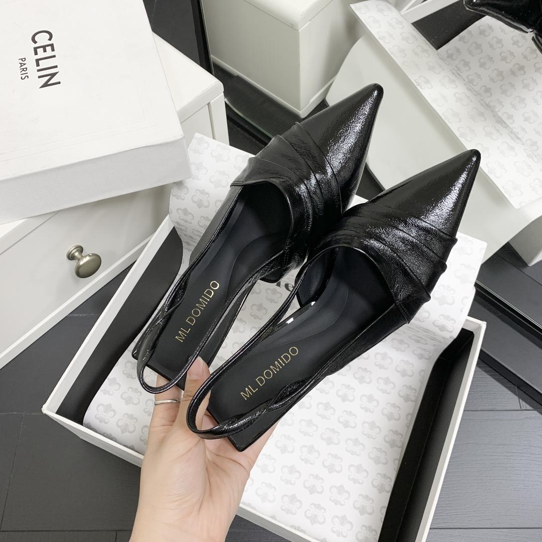 君君手工定制鞋店
