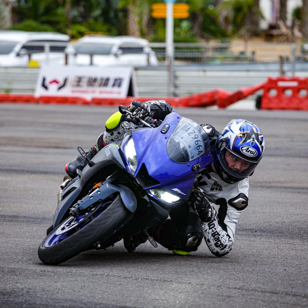 HQ-Racet机车装备-达不溜