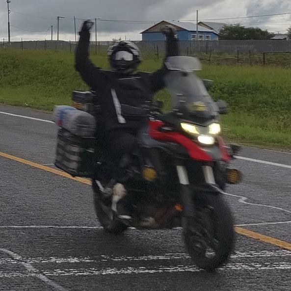 与秋迟迟🏍️
