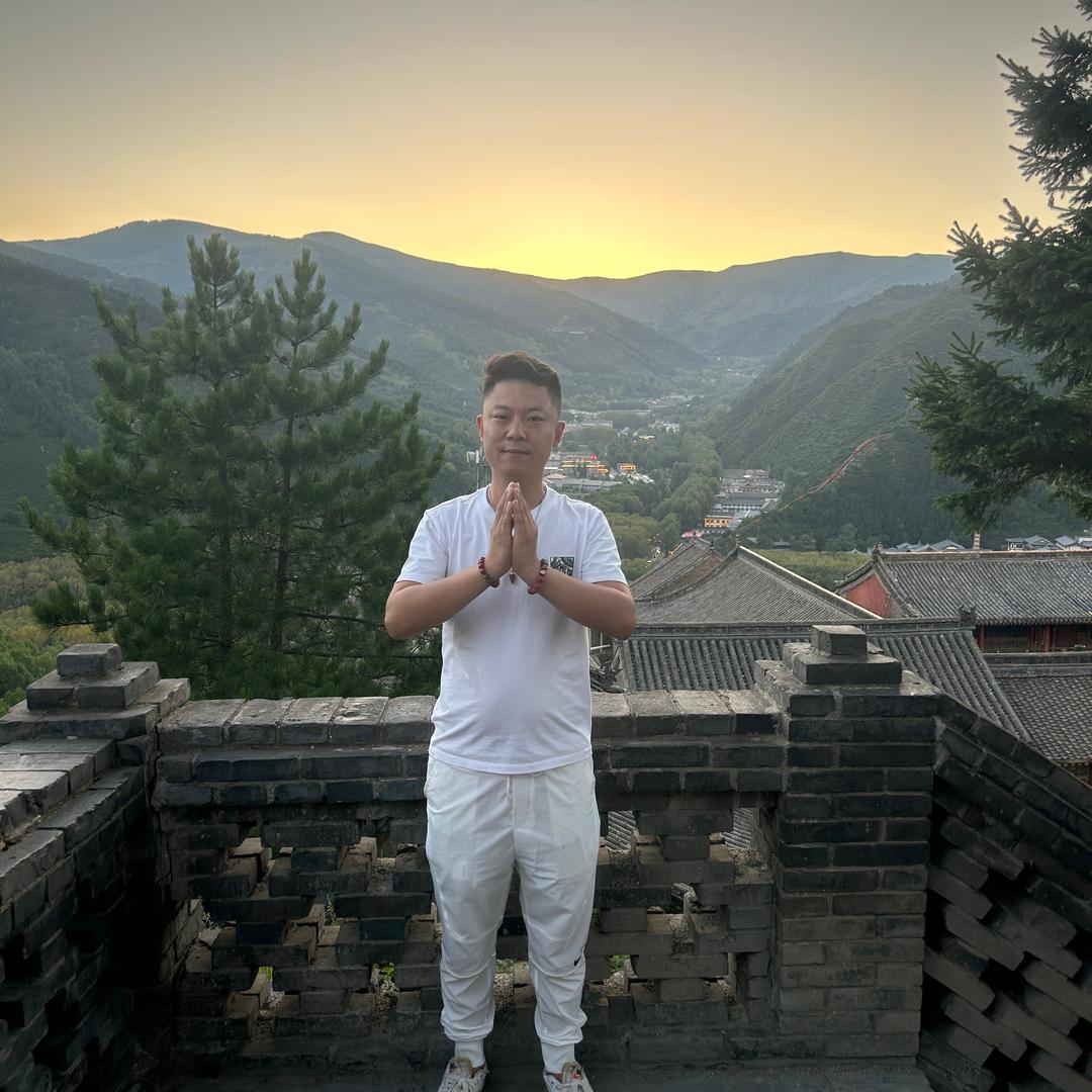 喜气杨阳