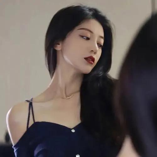 怡怡探吃