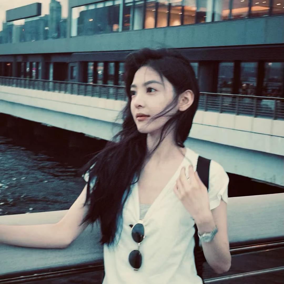 小小婷、